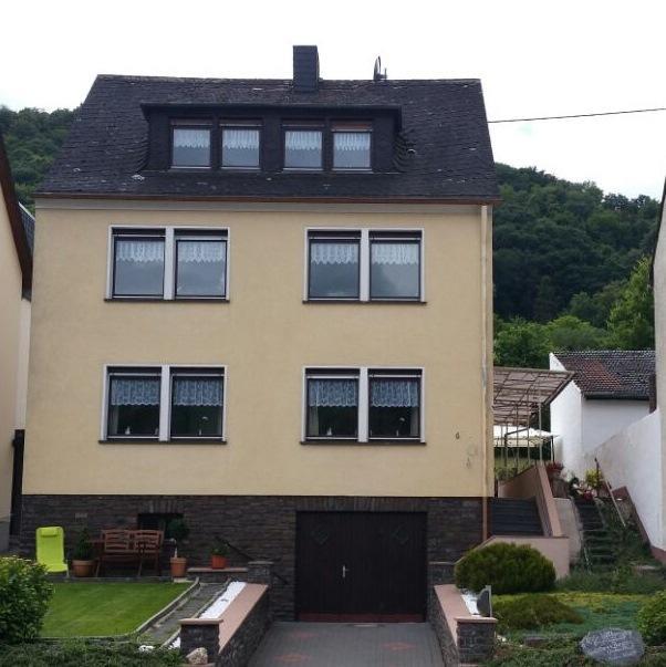 Gaestehaus Burgberg, Weinhaus Fries Kattenes Buitenkant foto