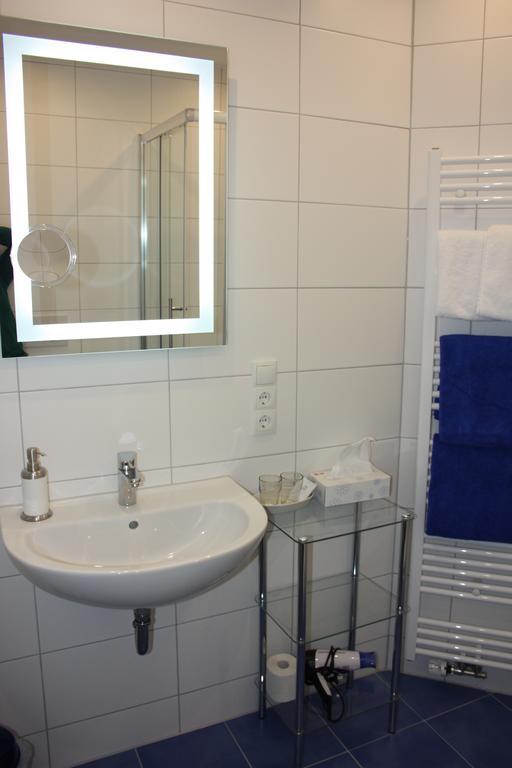 Gaestehaus Burgberg, Weinhaus Fries Kattenes Kamer foto
